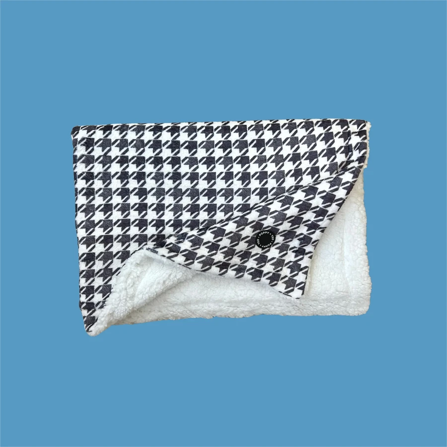 Poppy + Ted Luxe Houndstooth Blanket